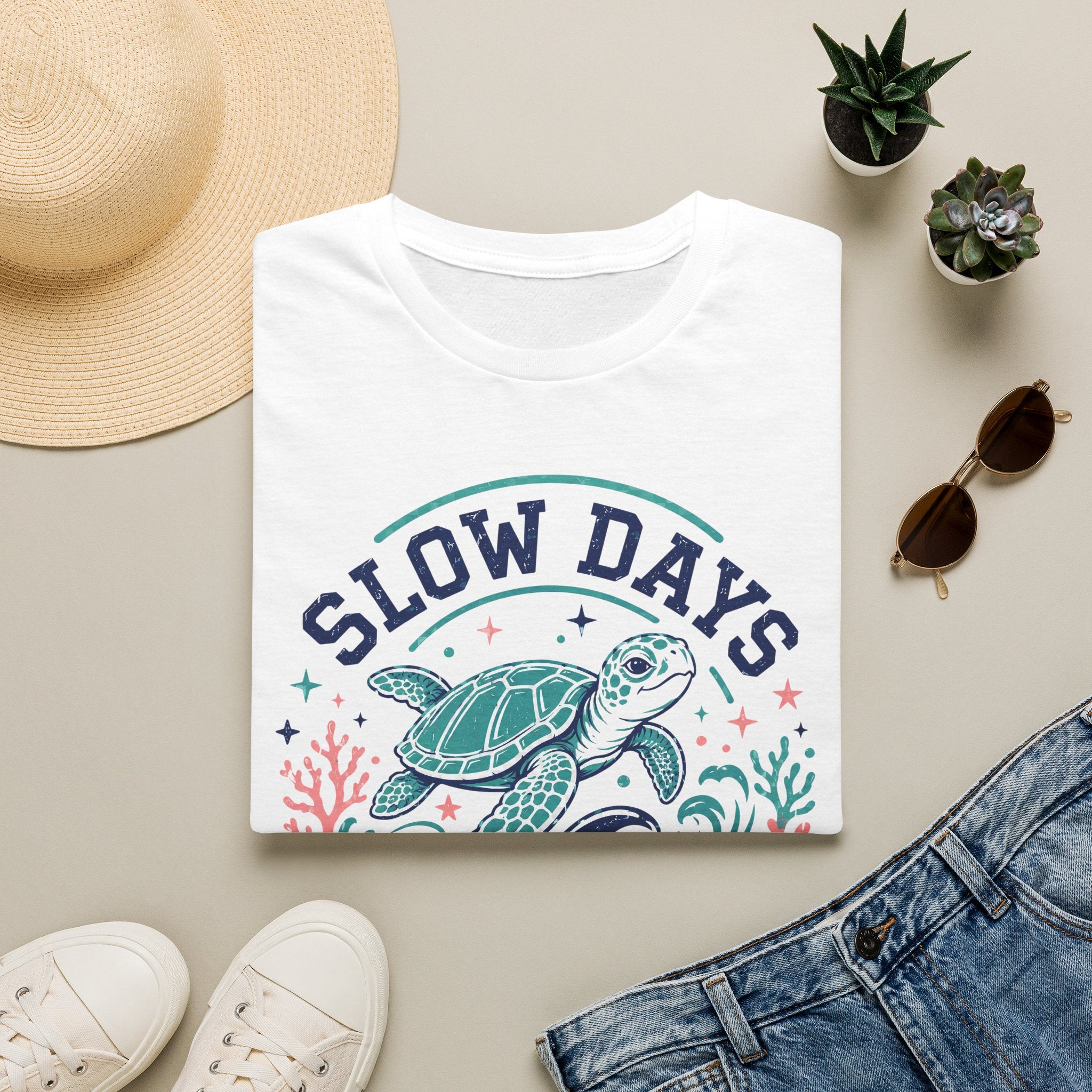 Slow Days By The Sea Kadın Straight Fit Tişört