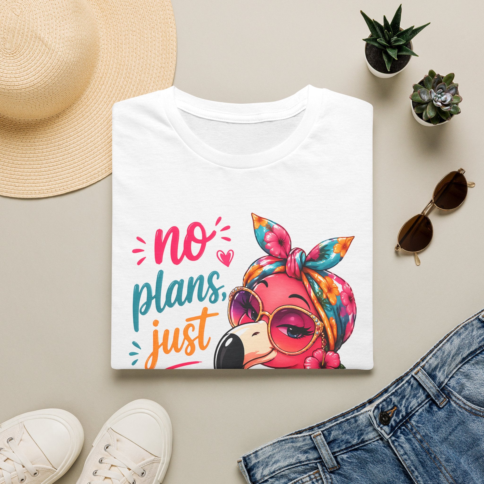 No Plans, Just Tans – Flamingo Baskılı Straight Fit Kadın Tişört