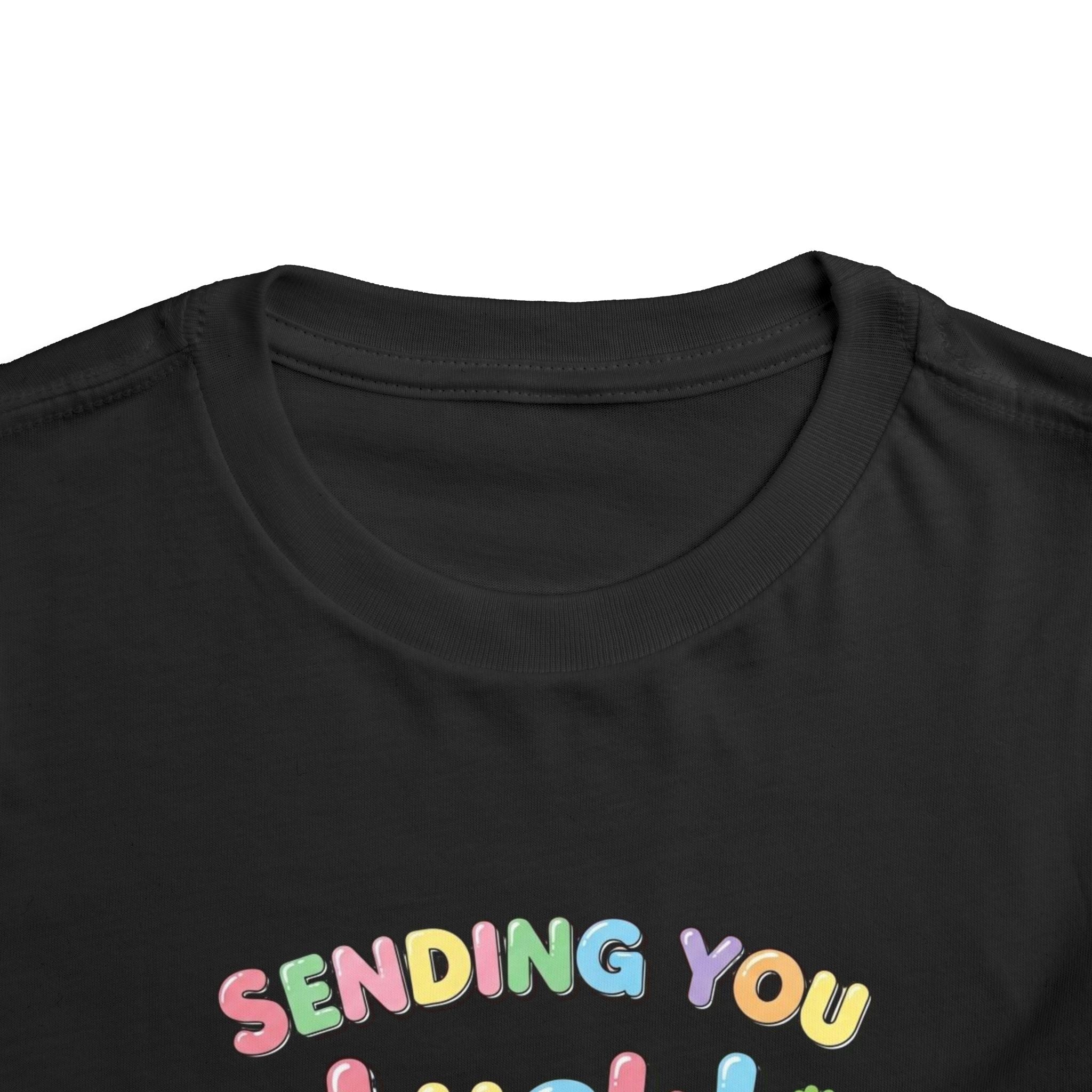 Sending You Luck Çocuk Tişört – Şans Getiren Kedi Desenli Çocuk T-Shirt