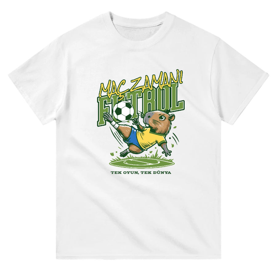 Maç Zamanı Futbolcu Kapibara Çocuk Tişört