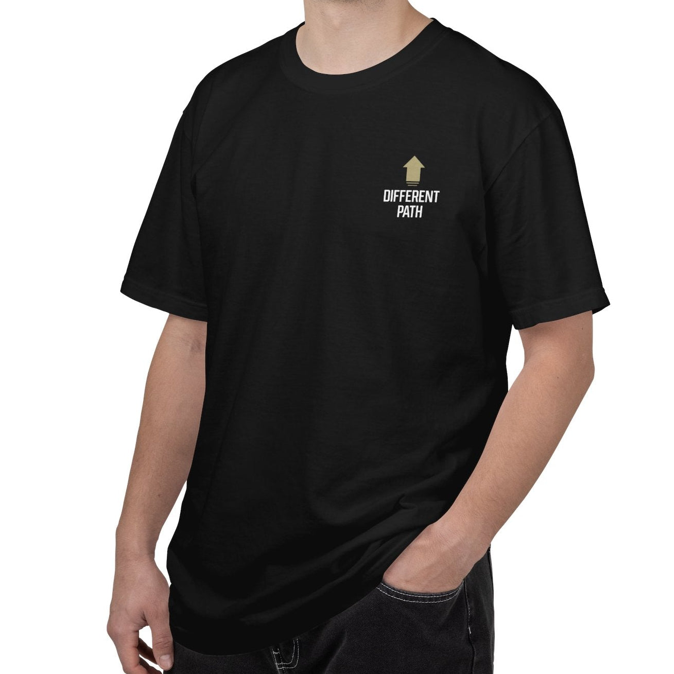 Different Path – Minimal Ön Logo & Güçlü Sırt Baskılı Erkek Tişört